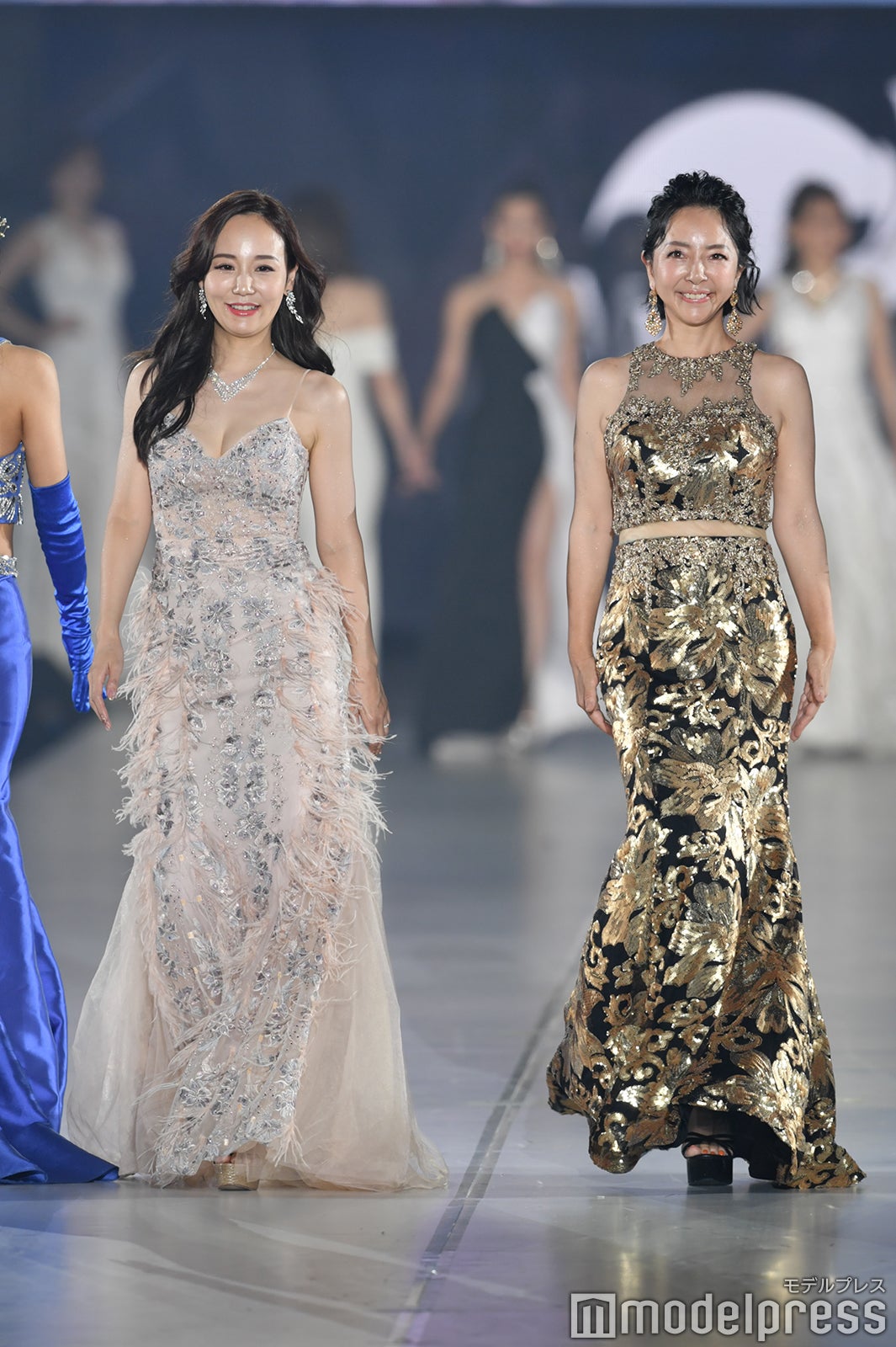 （C）モデルプレス