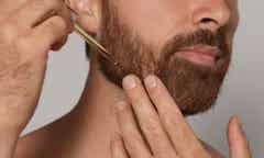 Easy and Effective Tips To Help Soften Your Beard Hair - モデルプレス