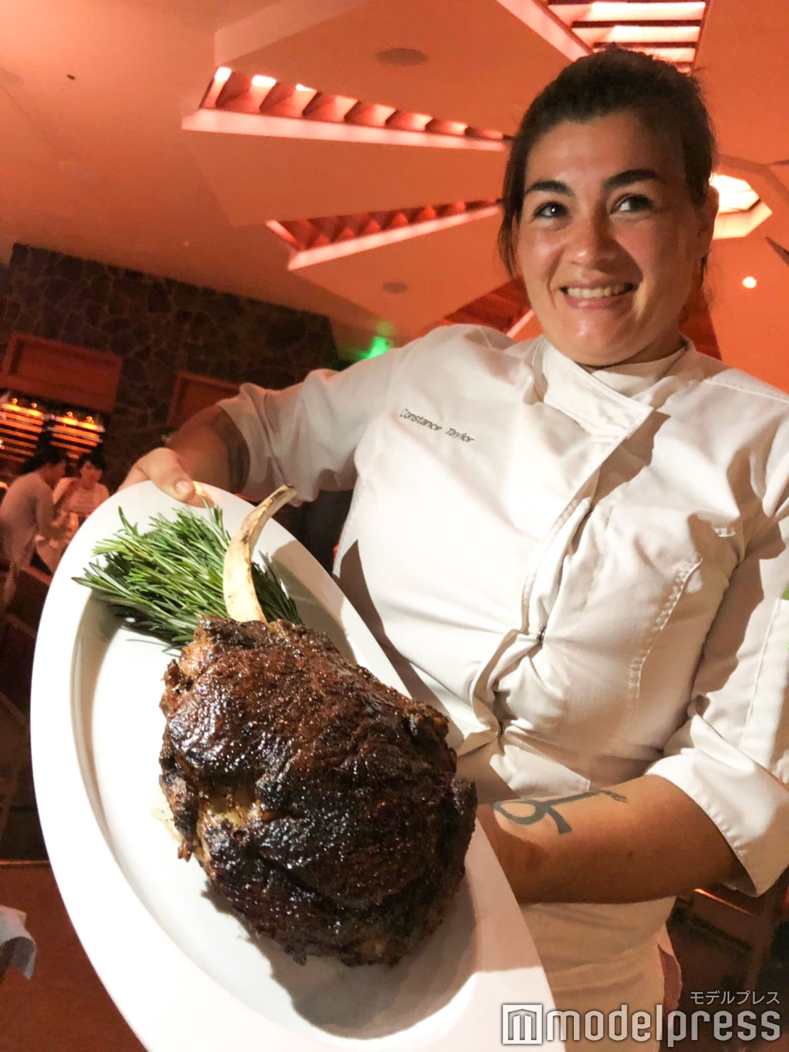 （C）モデルプレス