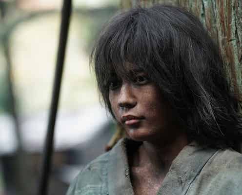 なにわ男子・長尾謙杜の“変貌”を大泉洋&堤真一が絶賛「どんどんかっこよくなっていく」新場面写真解禁【室町無頼】