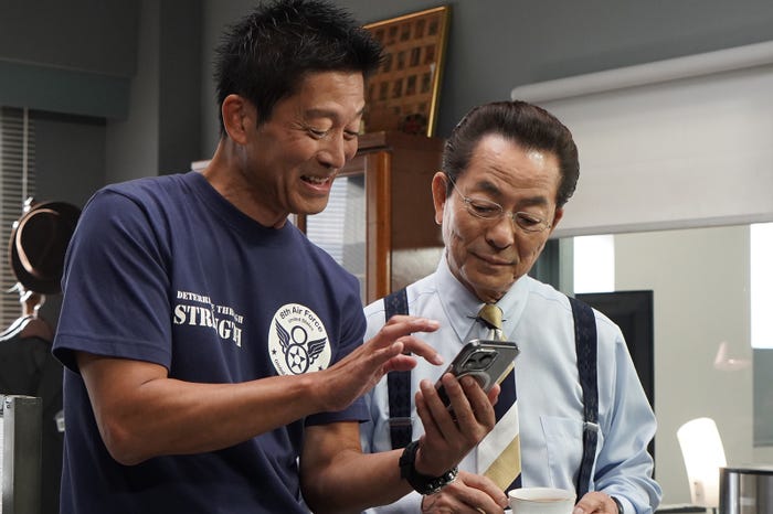 寺脇康文、水谷豊「相棒season22」第8話より(C)テレビ朝日