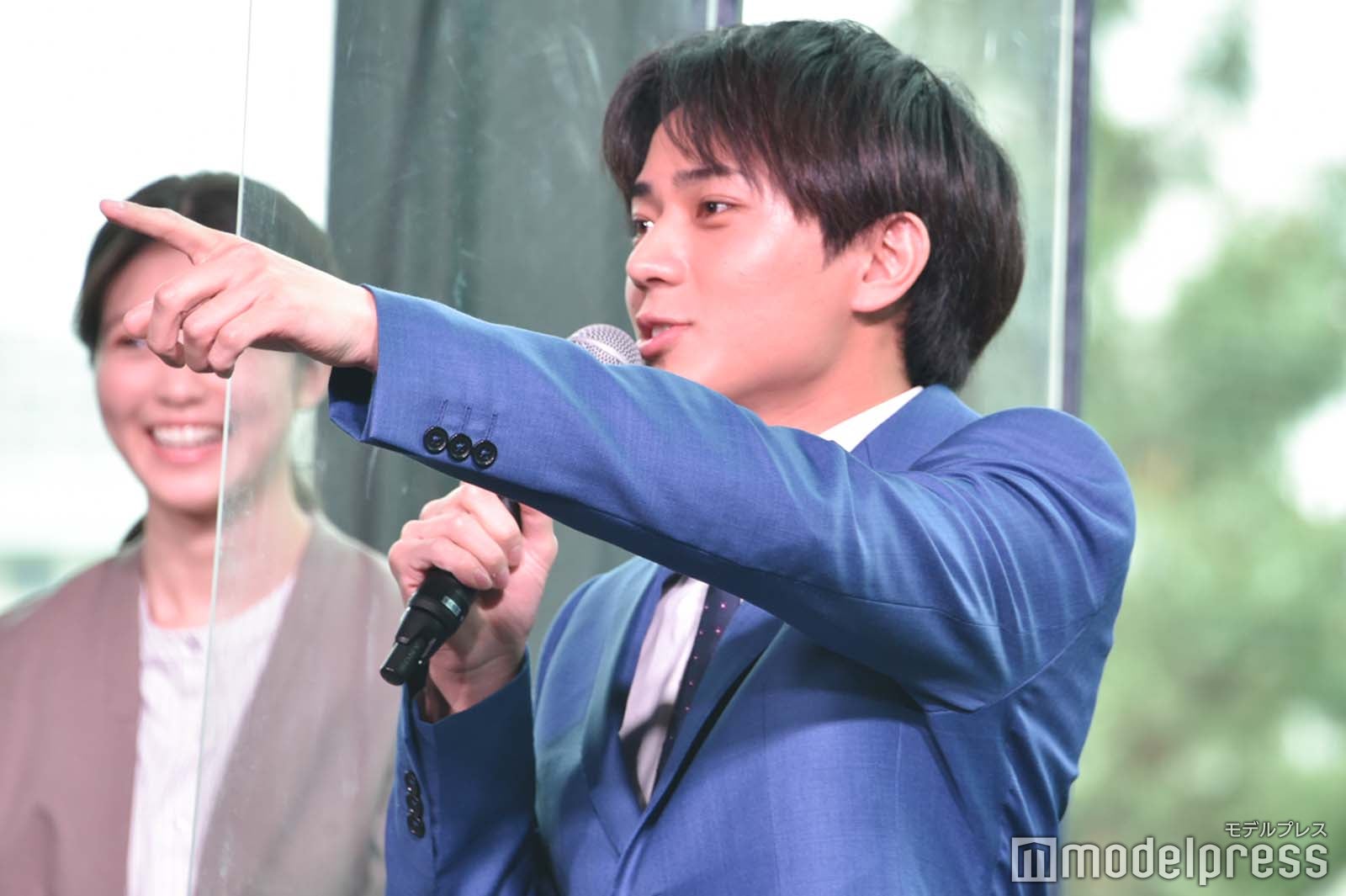 「トゲトゲってなんすか！？」とツッコむ永瀬廉（C）モデルプレス