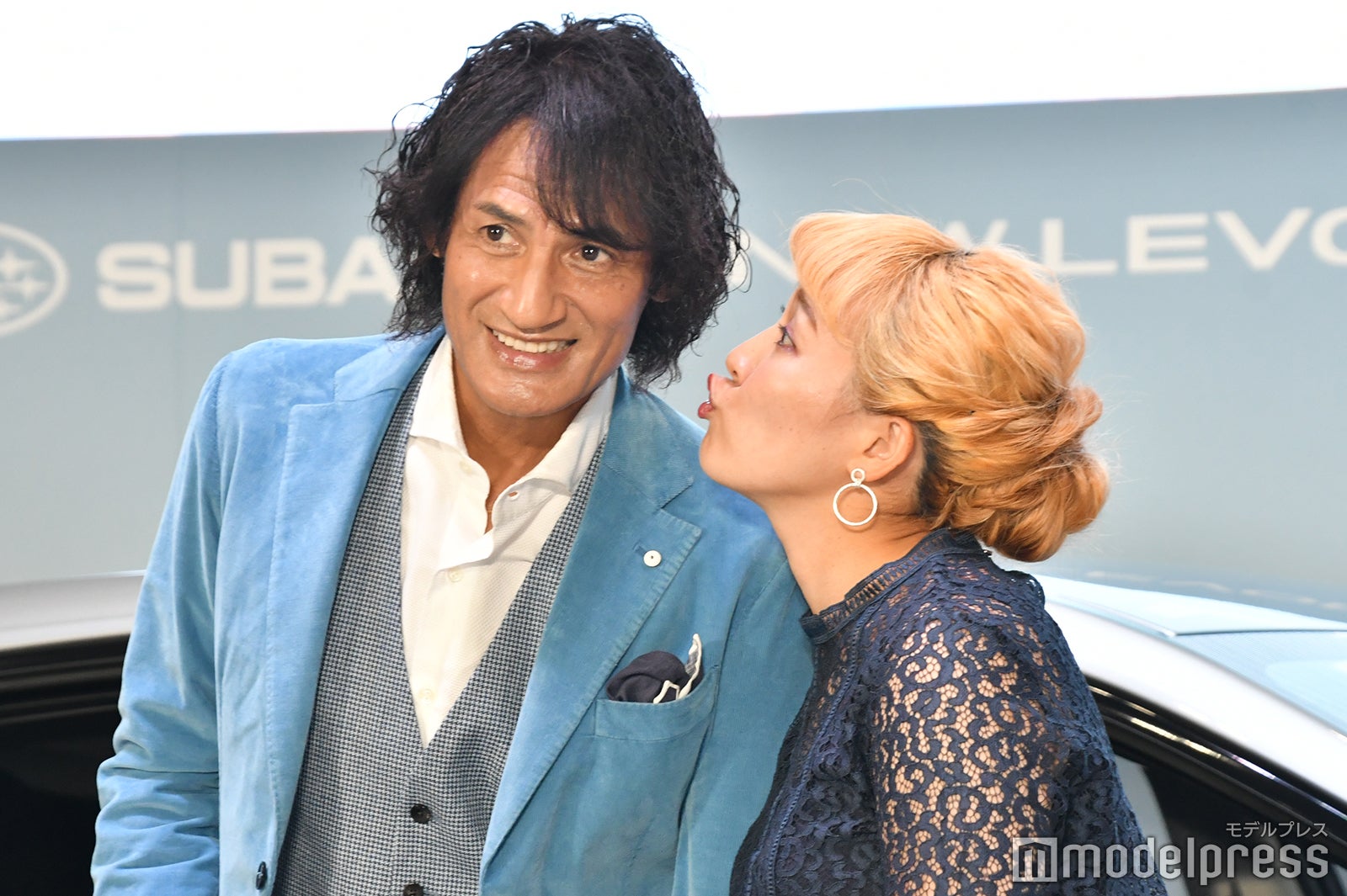 本並健治、丸山桂里奈（C）モデルプレス