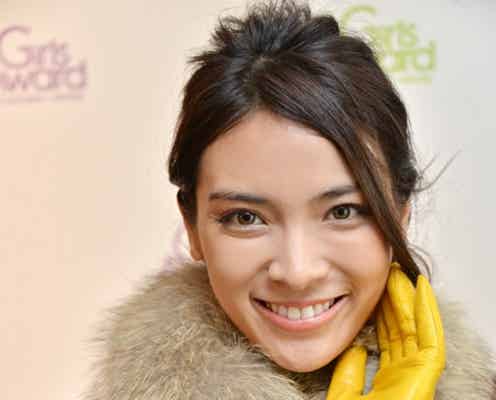 秋元才加、小嶋陽菜とのエピソード&今後の目標を語る モデルプレスインタビュー