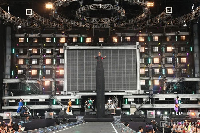 「氣志團万博2012」を主催した氣志團のステージ