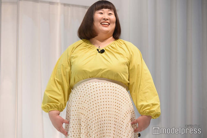 整形前のかなで(C)モデルプレス