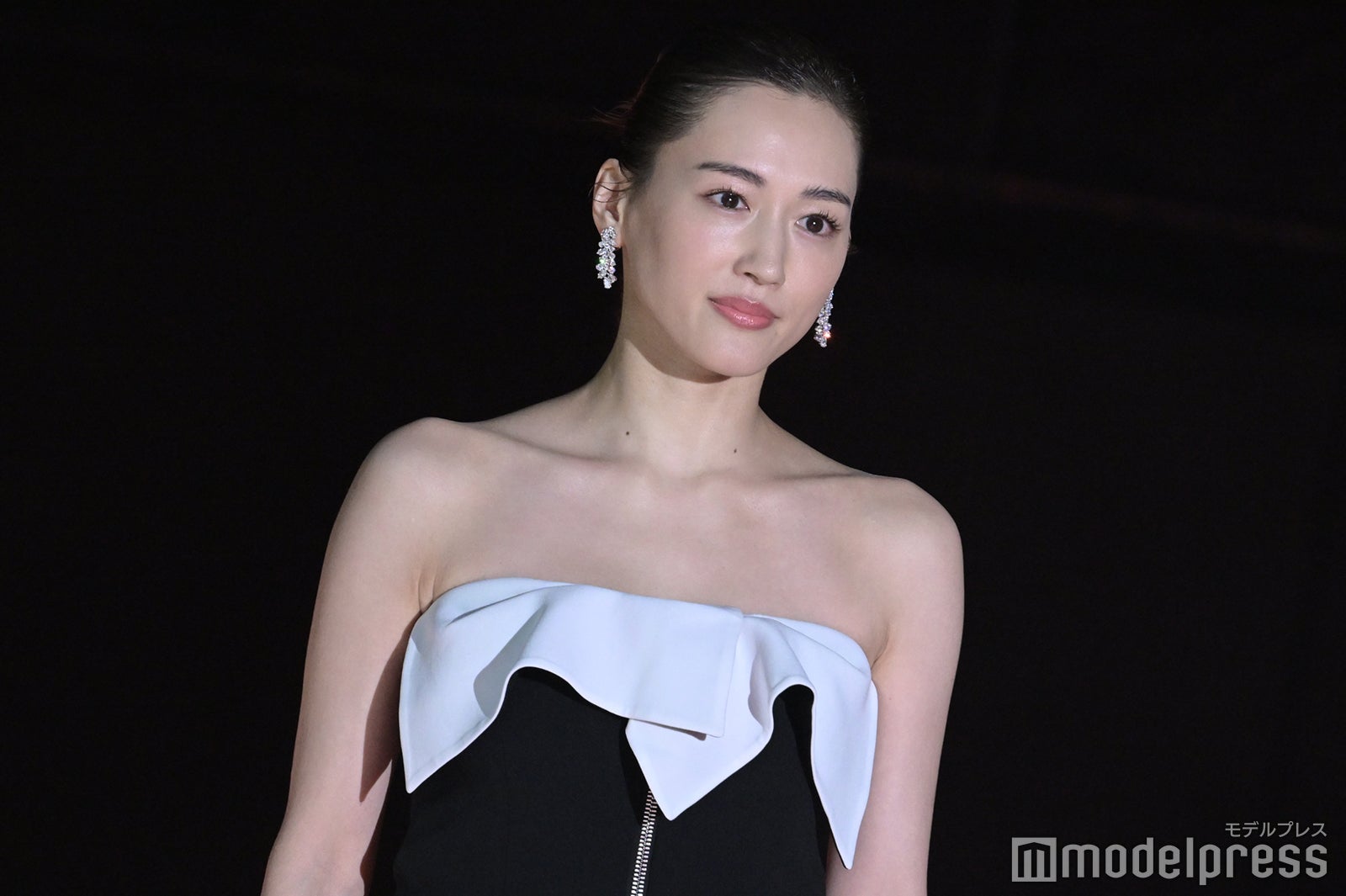 綾瀬はるか（C）モデルプレス