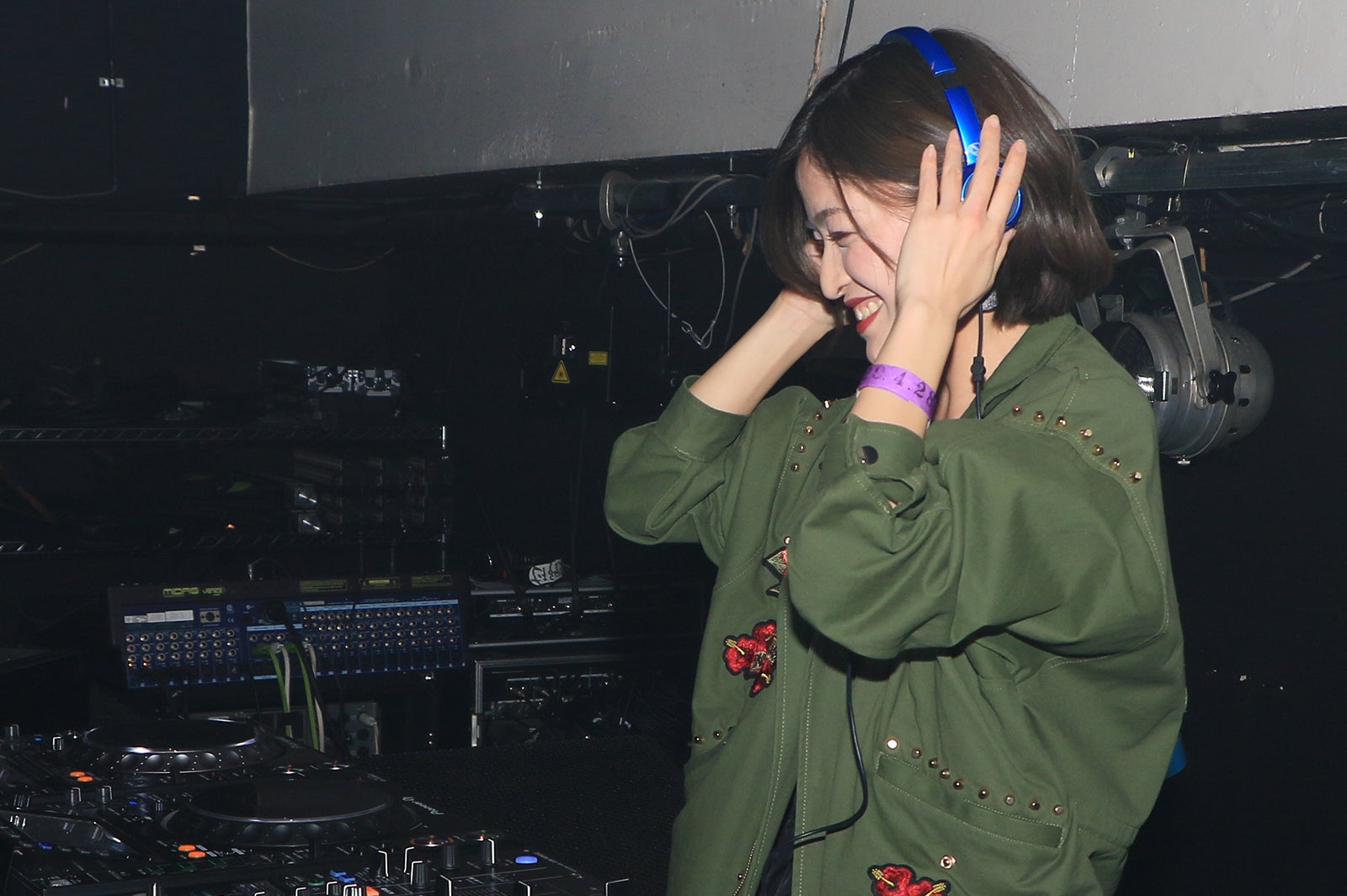 楽し気にプレイする森田紗英（提供写真）