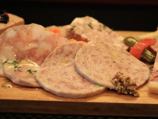 column_15069cf5003b82fbacc5cbbcb0c6d08f.