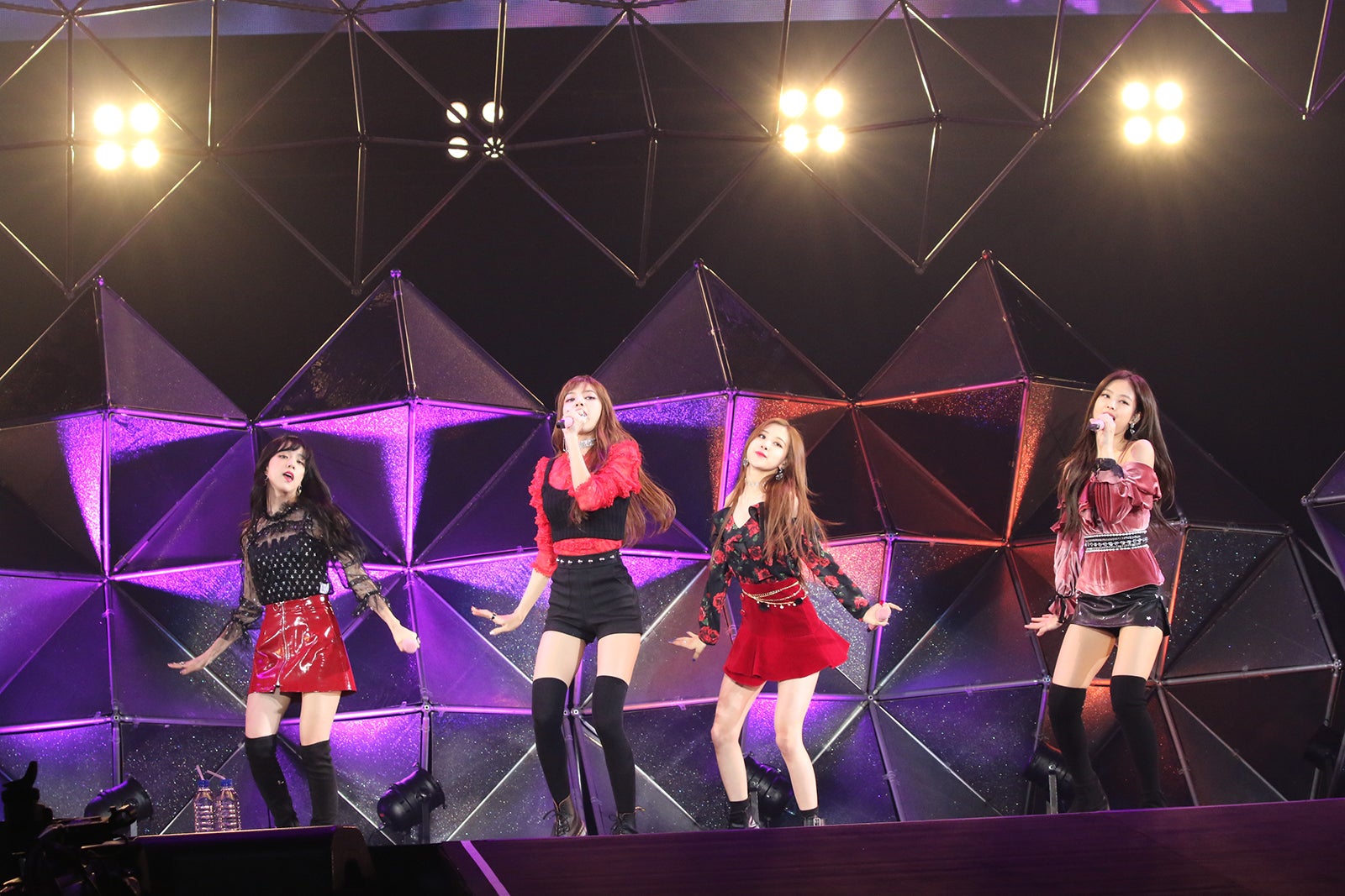 BLACKPINK、5ヵ月ぶり日本のステージで大トリ　久しぶりの堂々パフォーマンスにファン歓喜