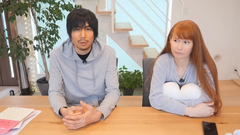 日米カップルYouTuberが壮絶な妊娠体験「1日18回の嘔吐、生き延びられないと思った」