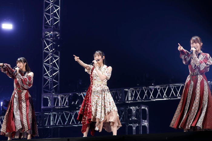 吉田綾乃クリスティー、向井葉月、矢久保美緒「33rd アンダーライブ」(C)乃木坂46LLC
