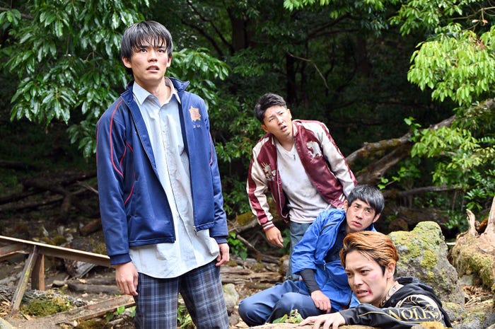 日向亘ら「ペンディングトレイン―8時23分、明日 君と」(C)TBS