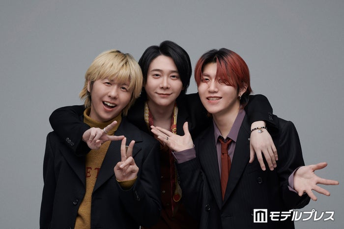 Mrs. GREEN APPLE、レコ大3連覇・ストリーミング160億再生・世界アルバム売上トップ10入り…国立前に前代未聞の記録総振り返り