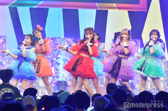 CANDY TUNE (C)モデルプレス