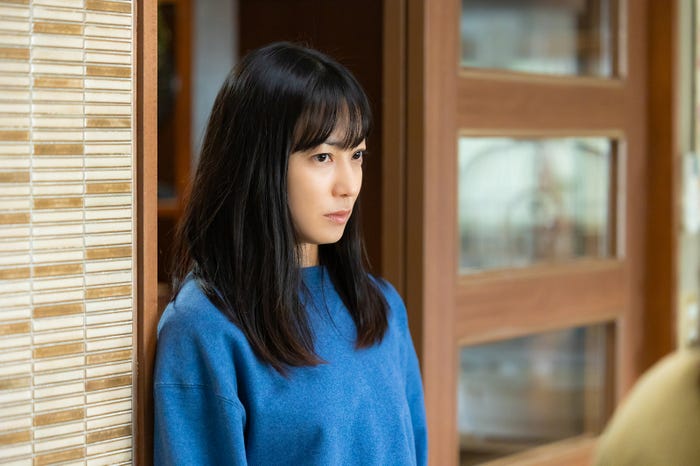 菅野美穂「ゆりあ先生の赤い糸」第2話より(C)テレビ朝日