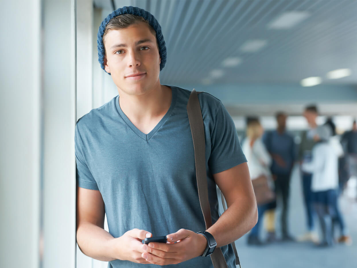 ちゃんと気づいてる 男性が見せている 片思いのサイン モデルプレス