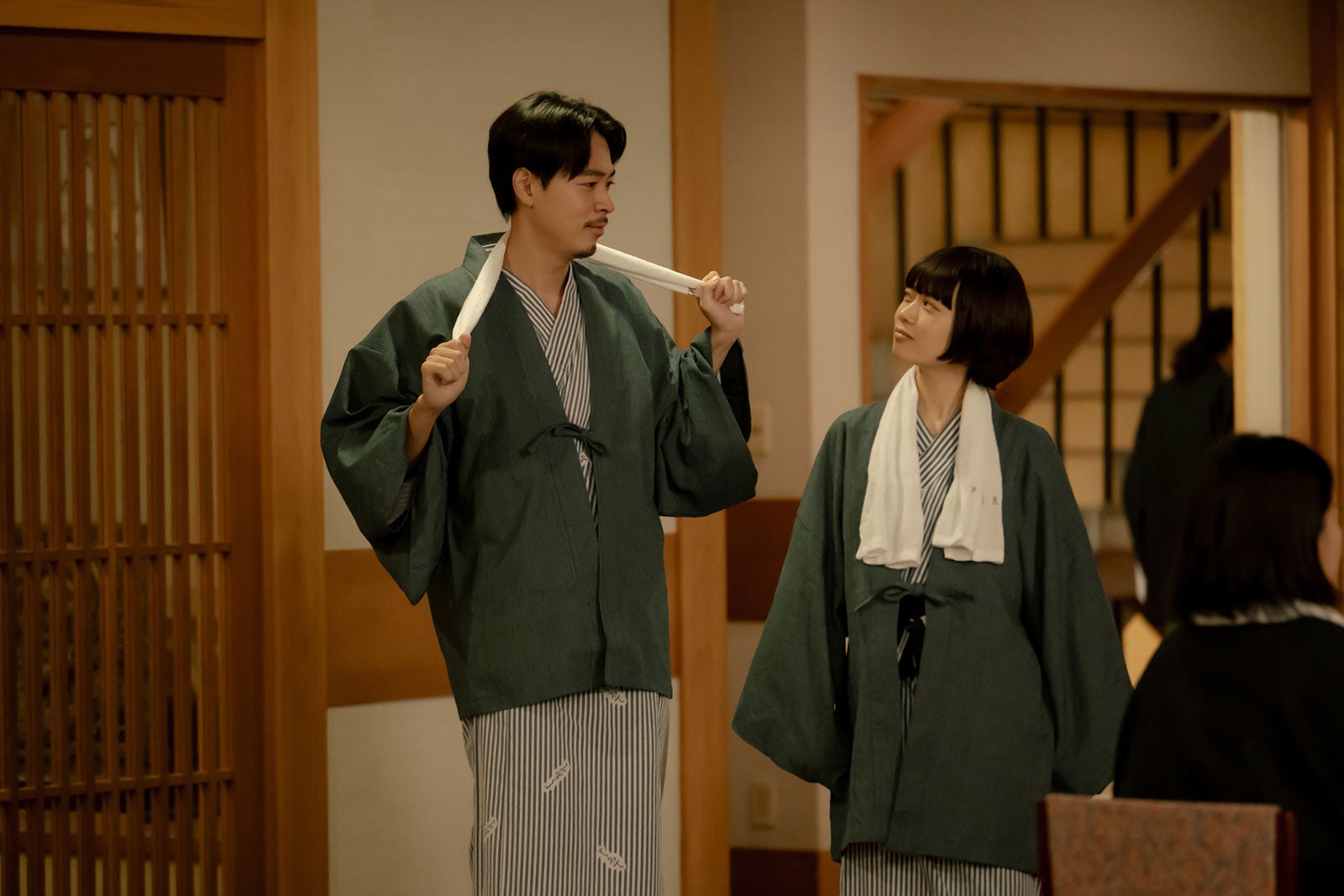 成田凌、杉咲花「冬のなんかさ、春のなんかね」第8話（C）日本テレビ