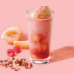 モデルプレス - スタバ「sakura ピーチ&ラズベリー ティー フラペチーノ」六本木ヒルズ内ティー特化型店限定で登場