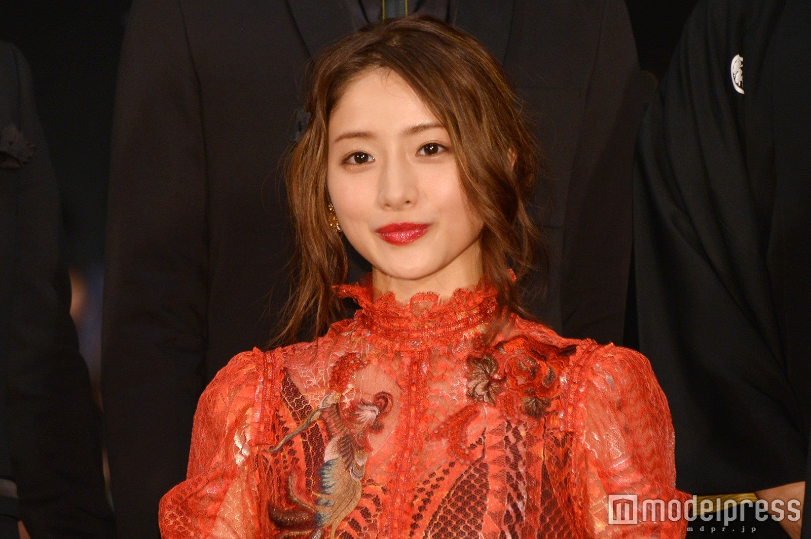 石原さとみに“with B”がルール違反　ブルゾンちえみも反省