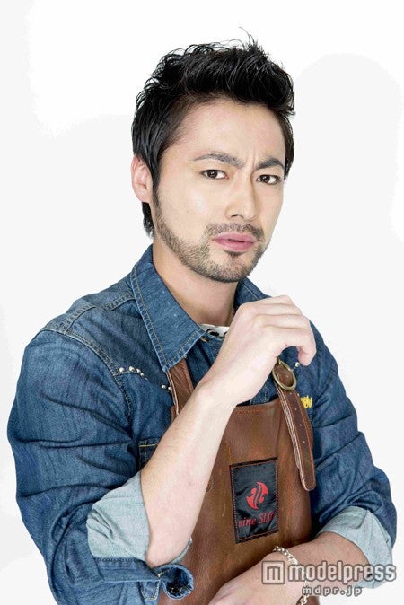 山田孝之（C）R&D運命共同体2015