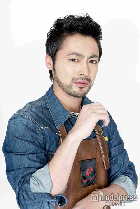 山田孝之(C)R&D運命共同体2015