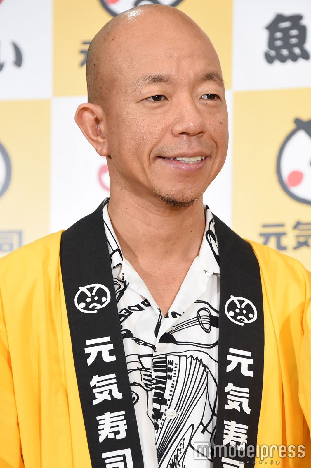 小峠英二 （C）モデルプレス