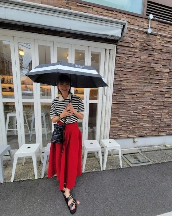 山田優 鞄に入れておくと便利なもの 急な雨にも大丈夫 モデルプレス