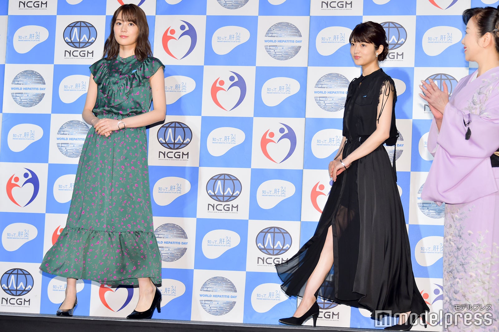 生田絵梨花、若月佑美 （C）モデルプレス