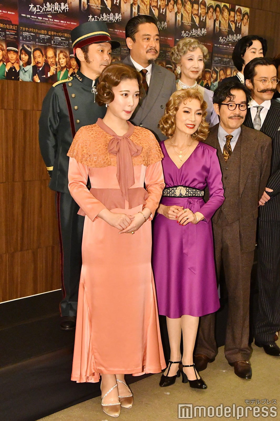 （前列左から）伊藤純奈、マルシア、田口トモロヲ、小西遼生）（後列左から）田鍋謙一郎、松村武、春風ひとみ、宍戸美和公（C）モデルプレス