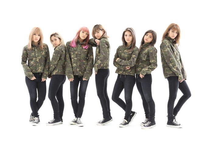 Happiness(画像提供:所属事務所)