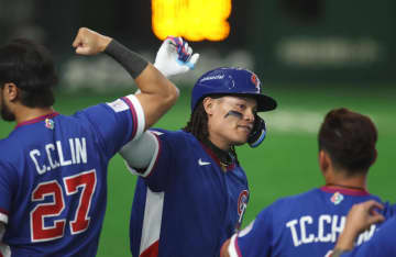 台湾が先制！4番張育成が韓国先発・柳賢振から先制本塁打 東京ドーム熱狂