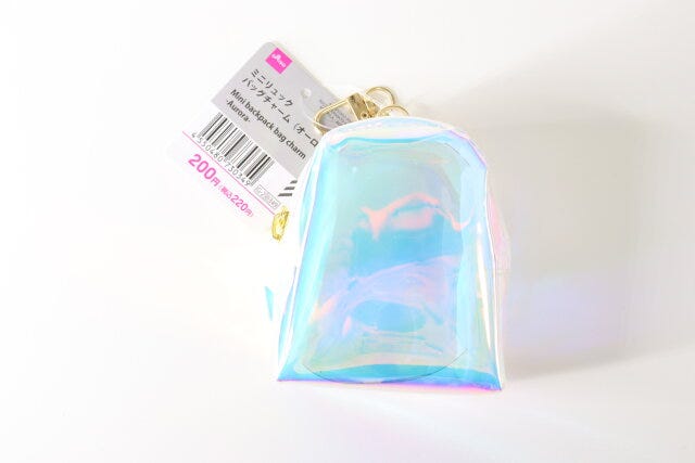 ダイソー　ミニリュックバッグチャーム（オーロラ）　商品タグ