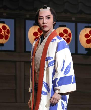 星組 稀惺かずとバウホール初主演「銀二貫」 芝居と歌で魅了