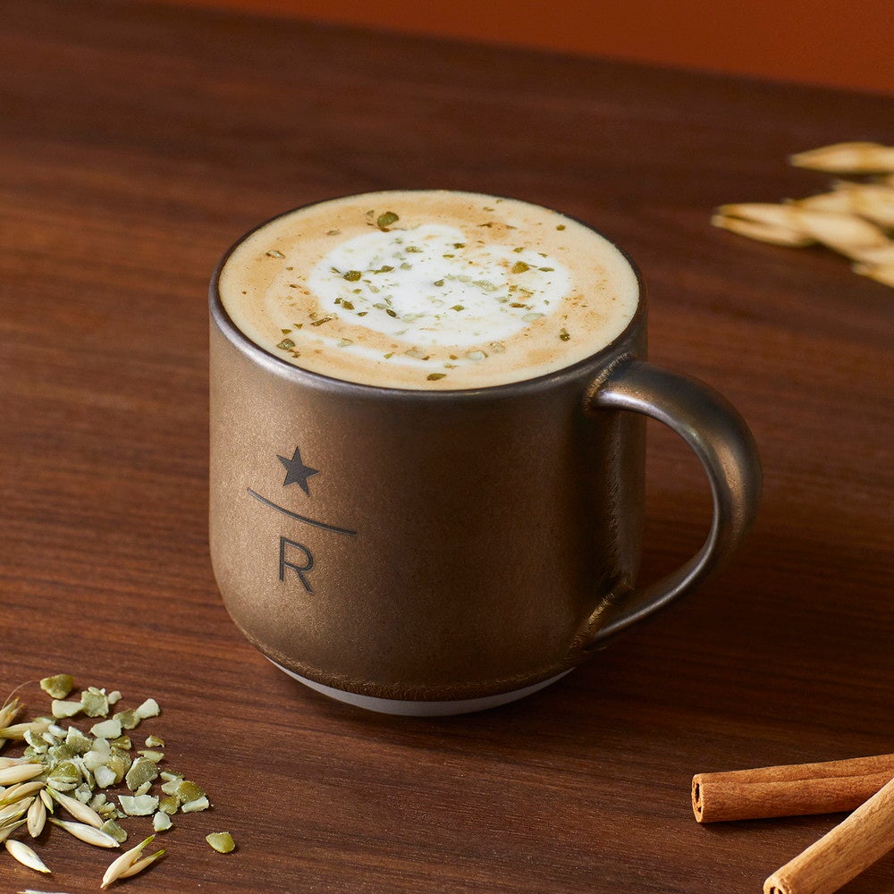 オータム スパイス オーツ ラテ／画像提供：スターバックス コーヒー ジャパン