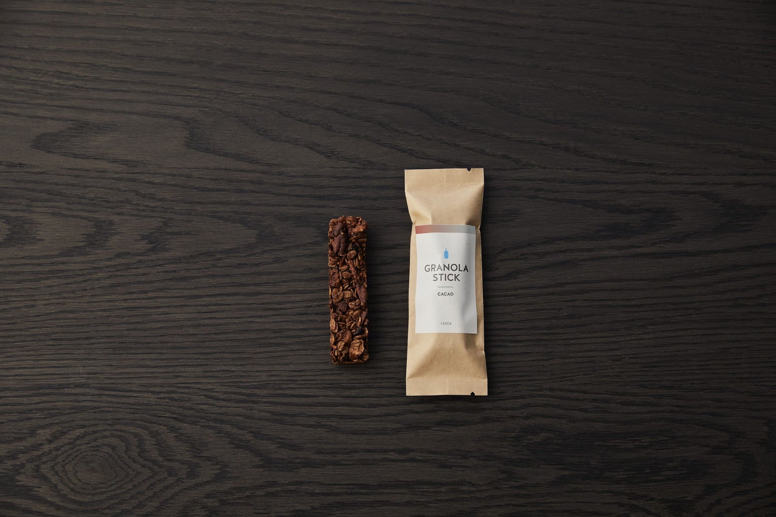 グラノーラスティック カカオ594円／画像提供：Blue Bottle Coffee Japan