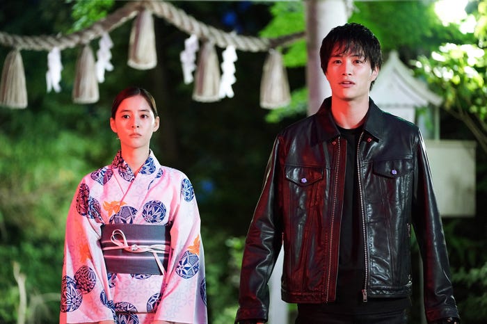 新木優子、鈴木伸之 「ボクの殺意が恋をした」第2話より(C)読売テレビ