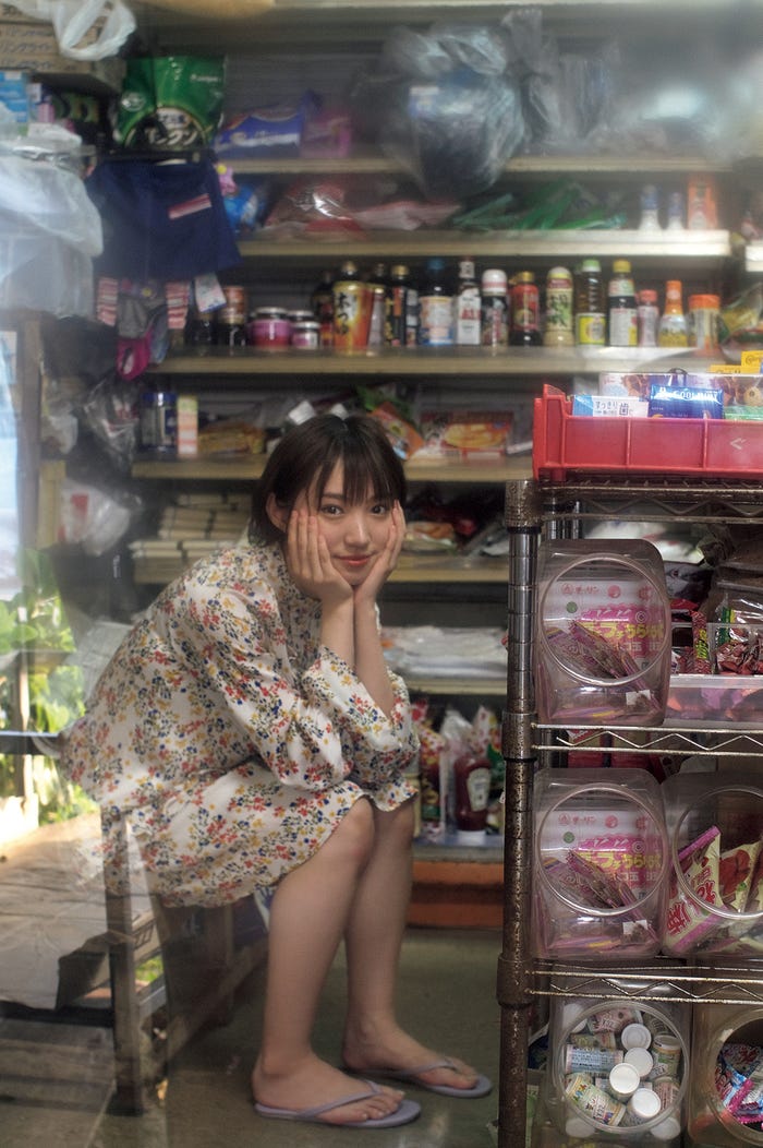 太田夢莉1st写真集『ノスタルチメンタル』より(写真提供:ワニブックス)