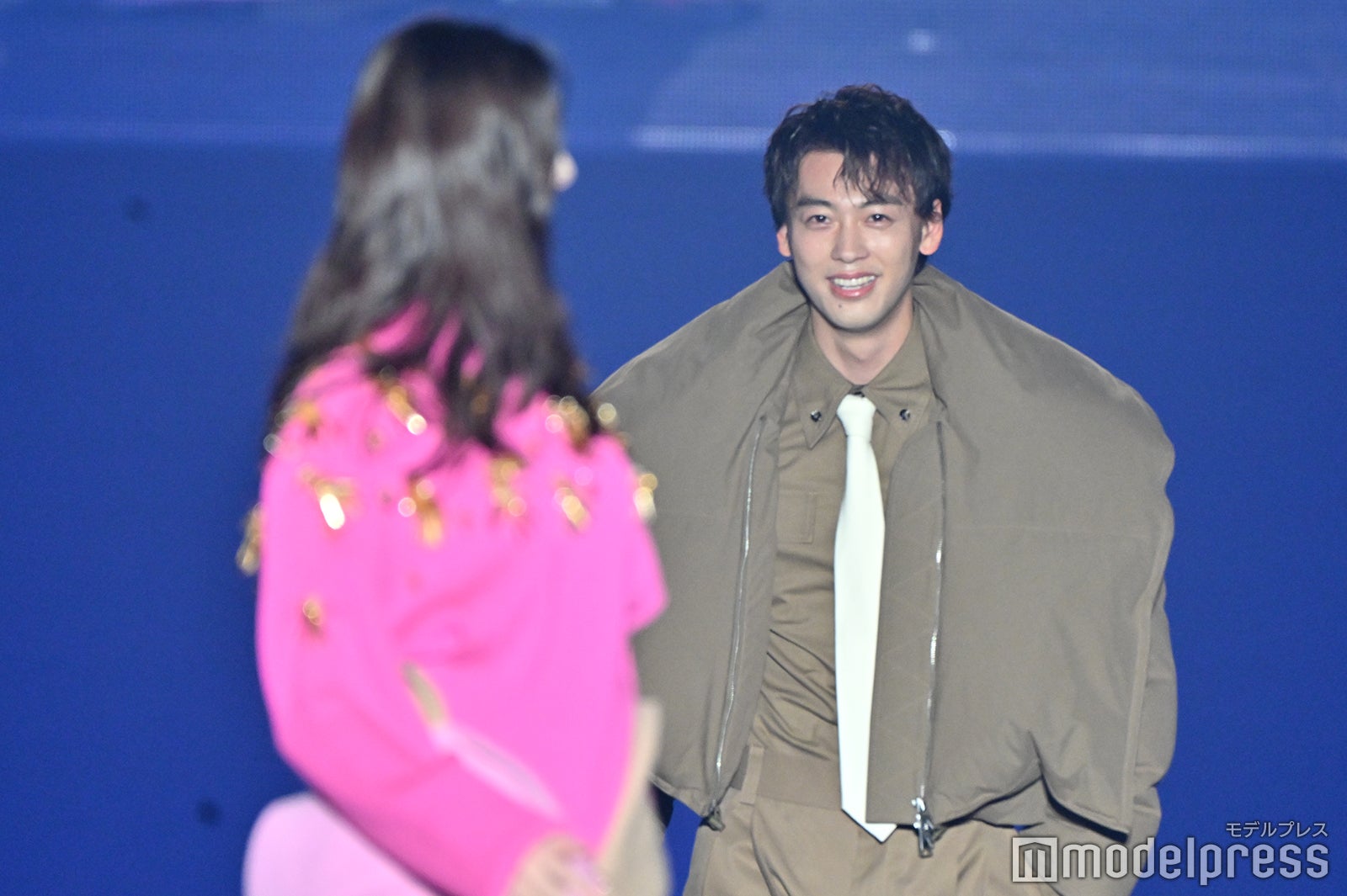 中条あやみ、竹内涼真（C）モデルプレス