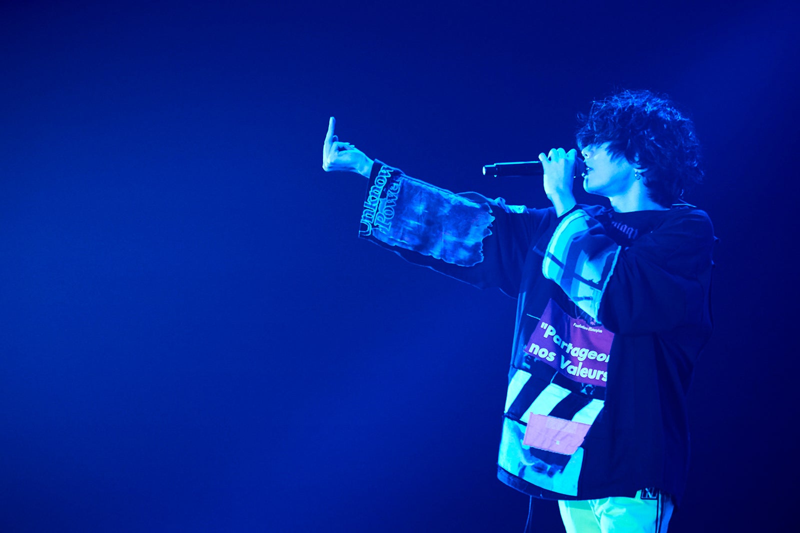 米津玄師「米津玄師 2019 TOUR／脊椎がオパールになる頃」より（提供画像）