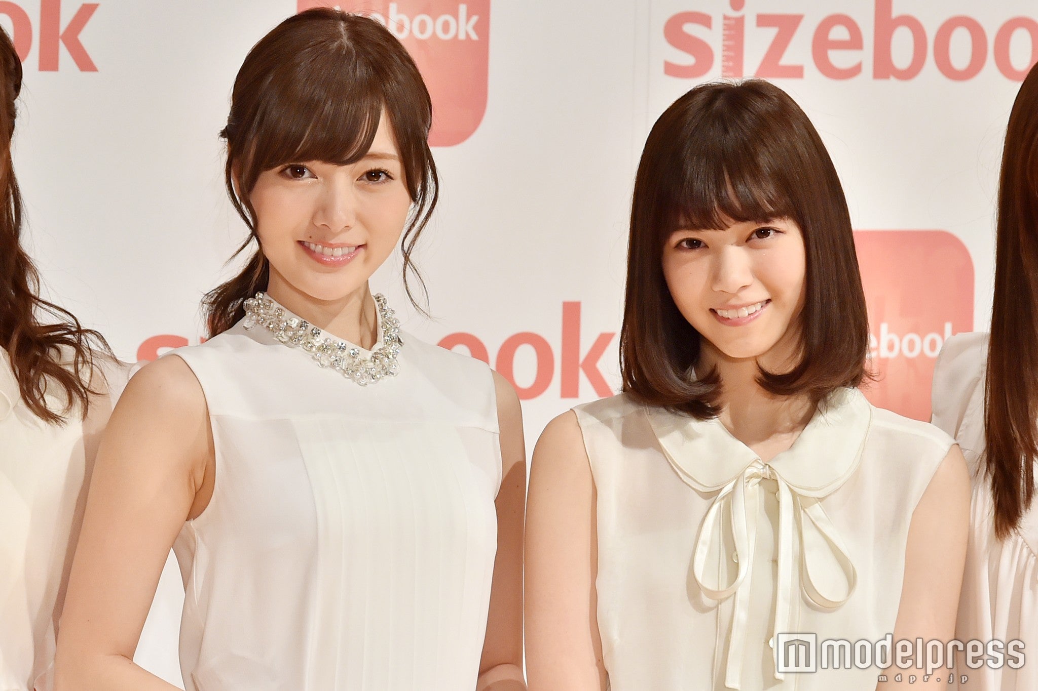 白石麻衣、西野七瀬（C）モデルプレス