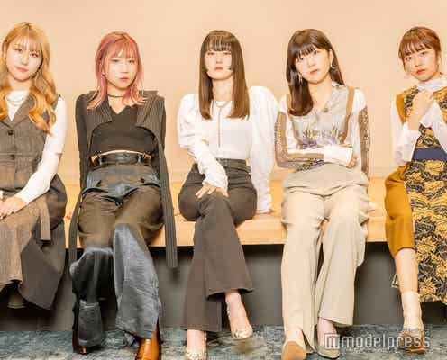 Little Glee Monster、大雨の中で魅せた“圧巻パフォーマンス”が話題「感動した」「勇気をもらえた」の声<CDTVライブ!ライブ!>