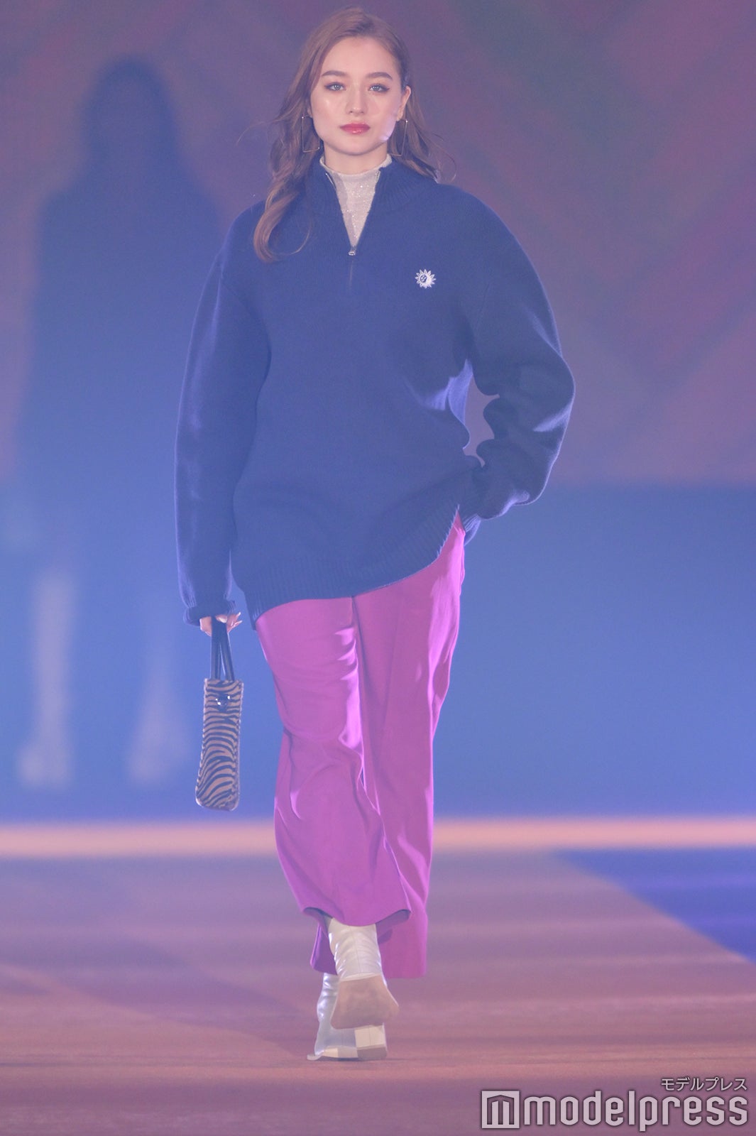 （C）モデルプレス