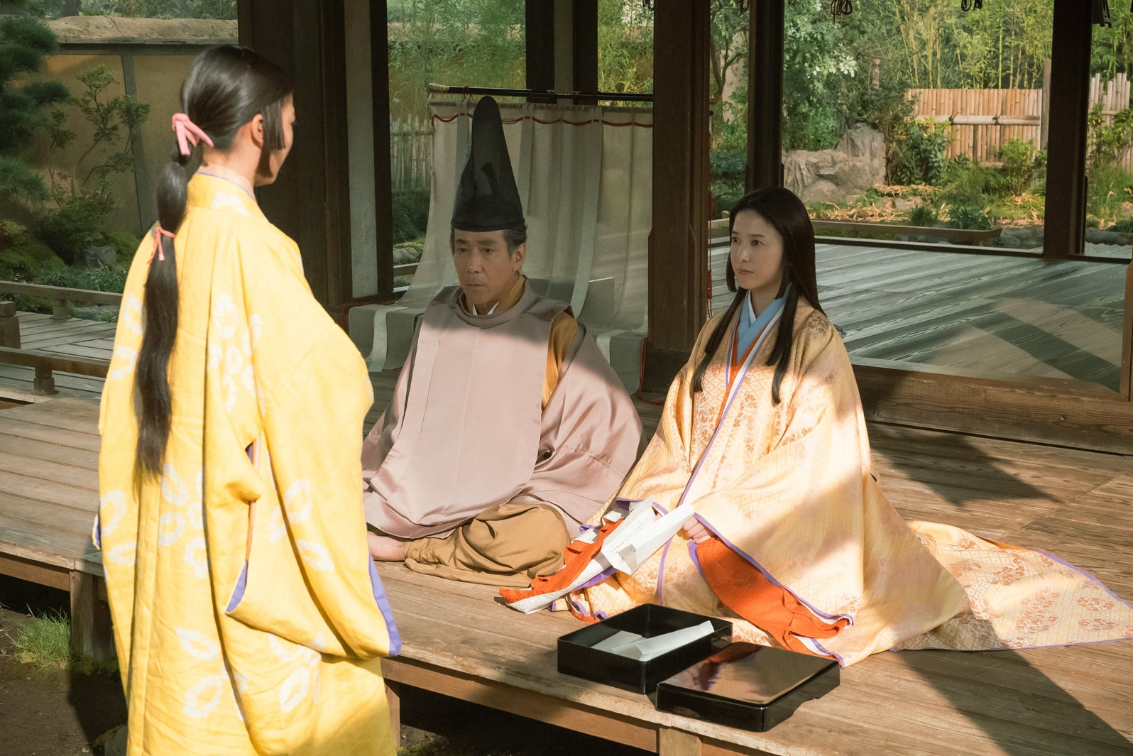 梨里花、岸谷五朗、吉高由里子「光る君へ」第37話（C）NHK