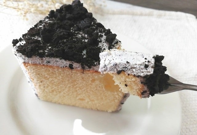 この組み合わせ最高ッ スタバの新作スイーツ クッキー クリームシフォンケーキ がマジでウマい モデルプレス この組み合わせ最高ッ スタバの新作スイーツ クッキー クリームシフォンケーキ がマジでウマい モデルプレス