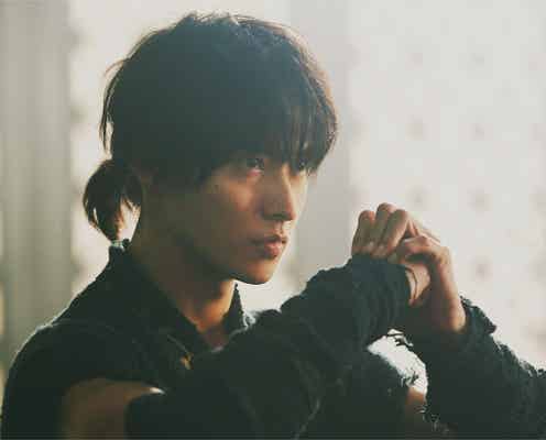 山崎賢人、強い眼差し向ける「キングダム 運命の炎」新場面写真解禁 IMAX版ポスタービジュアルも