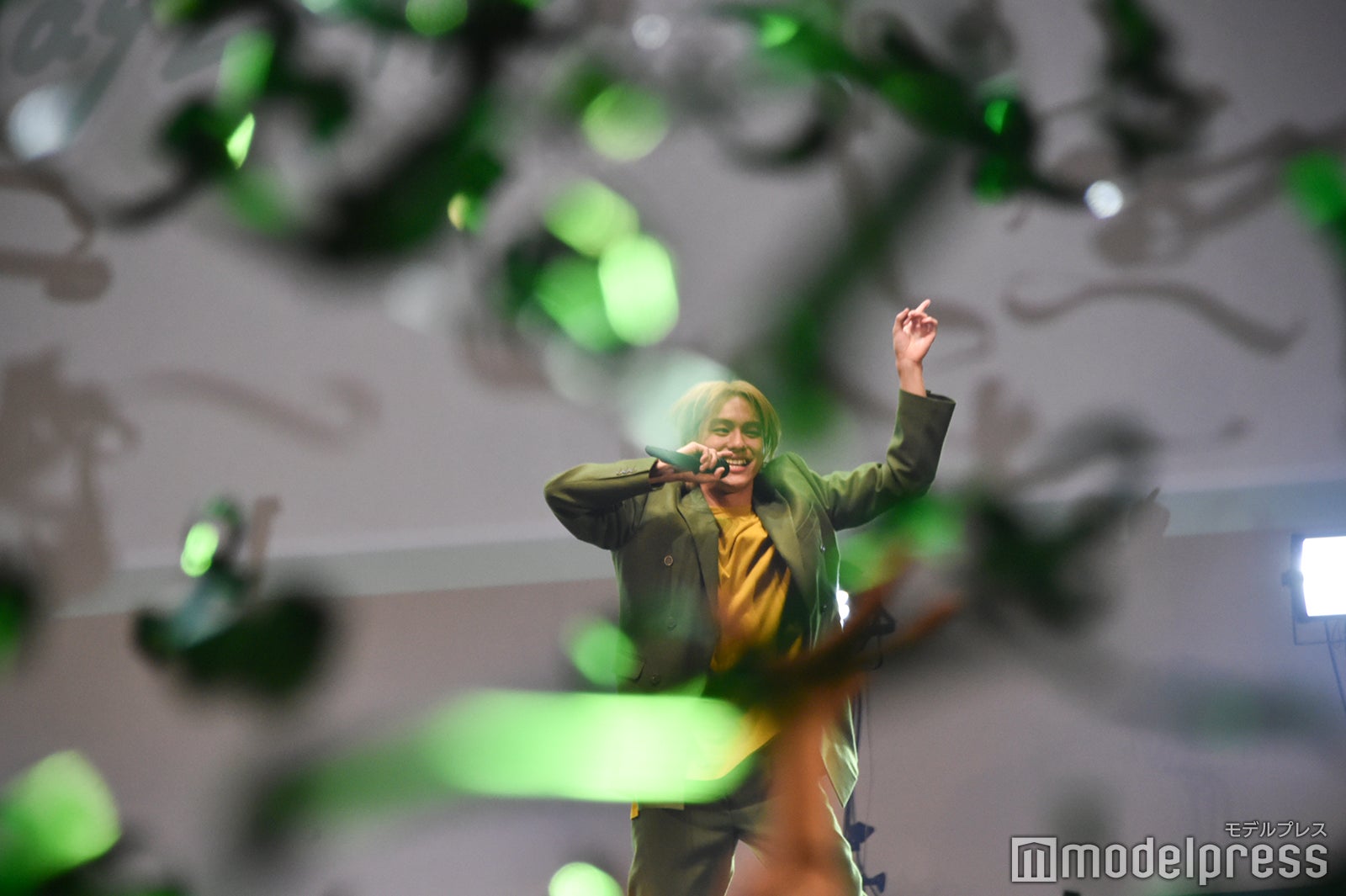 グリーンテープと山下幸輝「ホミパリ Twenty-2 Birthday Zepp Tour」（C）モデルプレス