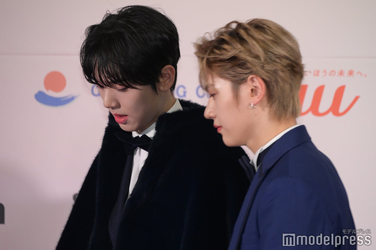 一緒に登壇するハン・ユジン、ソク・マシュー（C）モデルプレス