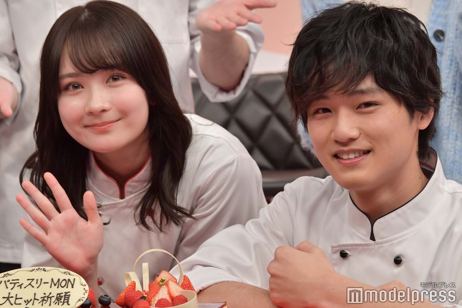 畑芽育、中川大輔（C）モデルプレス