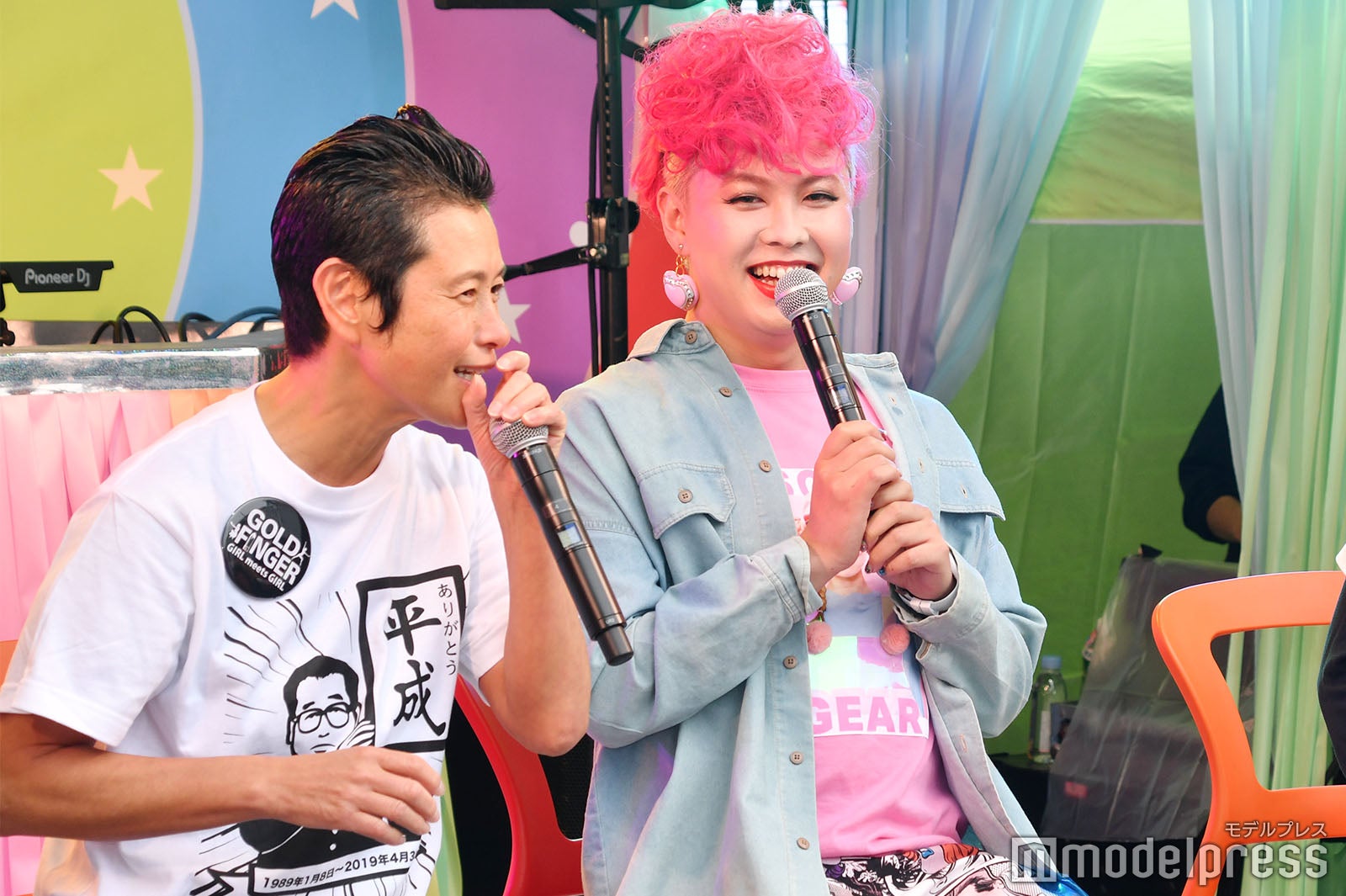 ぺえ（右） （C）モデルプレス